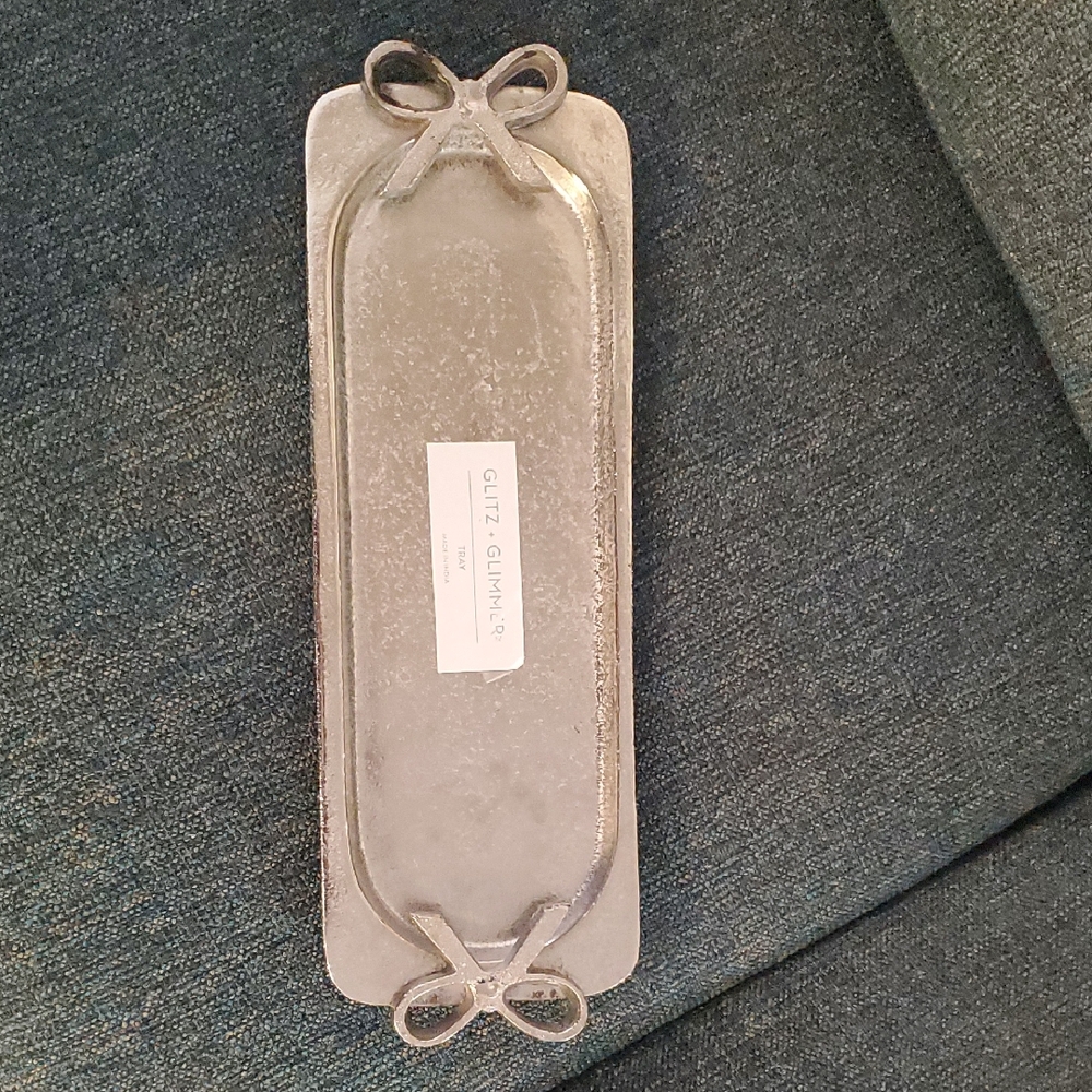 Silver Tray with Bow Accents NWT